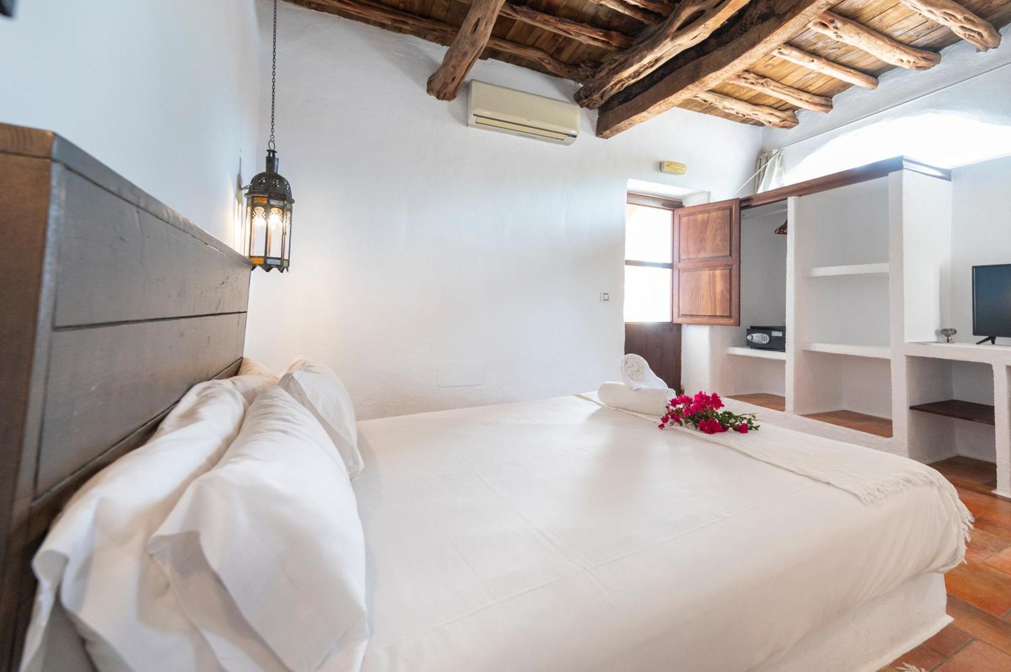 Agroturismo Can Marquet - Adults Only Santa Gertrudis  Room photo
